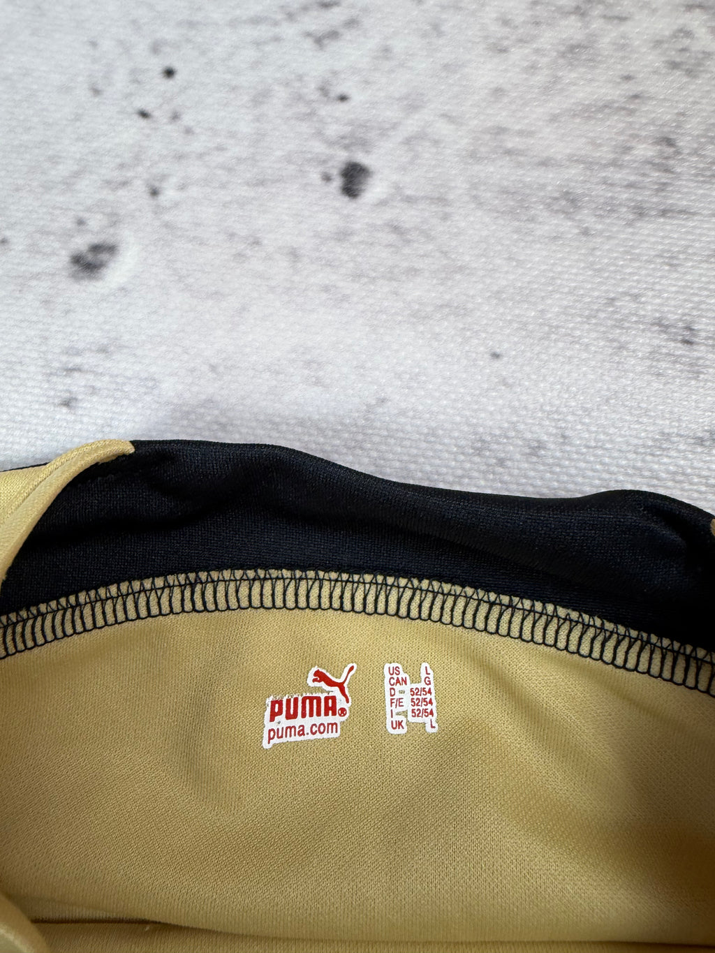 Puma Olympiacos FC Training Jersey Beige Black Size L Vintage Football Shirt